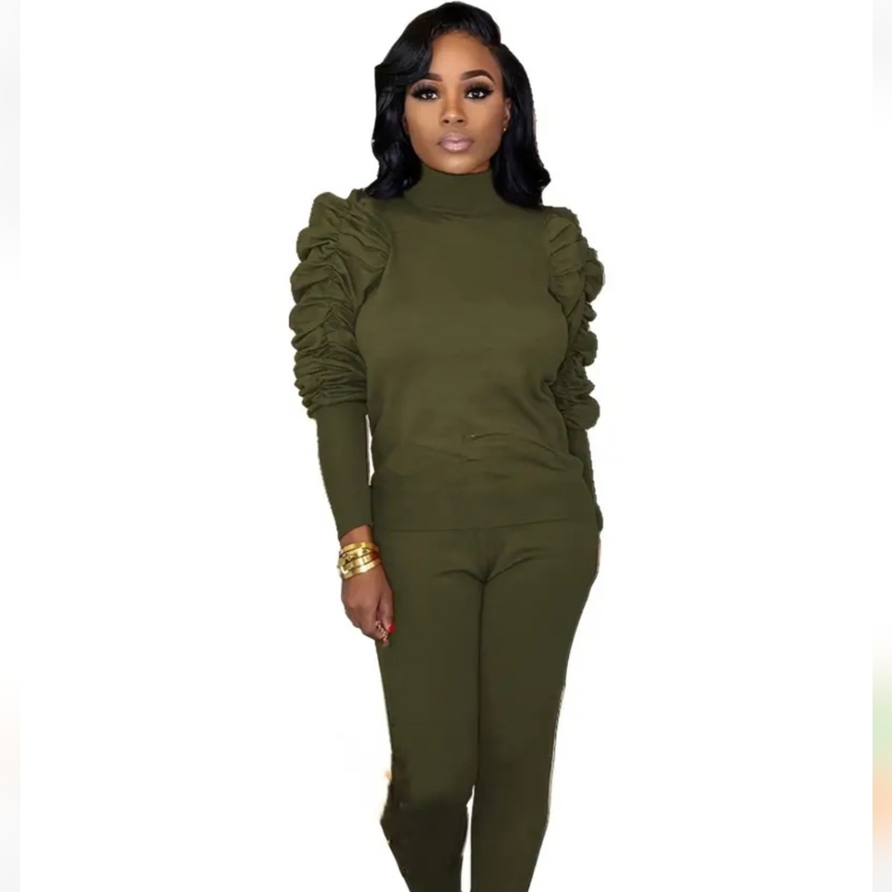 NWOT Puff Sleeve Top and Pants Set Army Green Sz 3XL